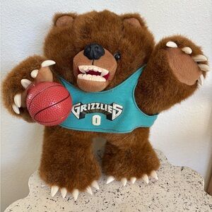 Vintage Rare HTF NBA x Kinderlov Vancouver Grizzlies Bear #0 Plush 1990’s